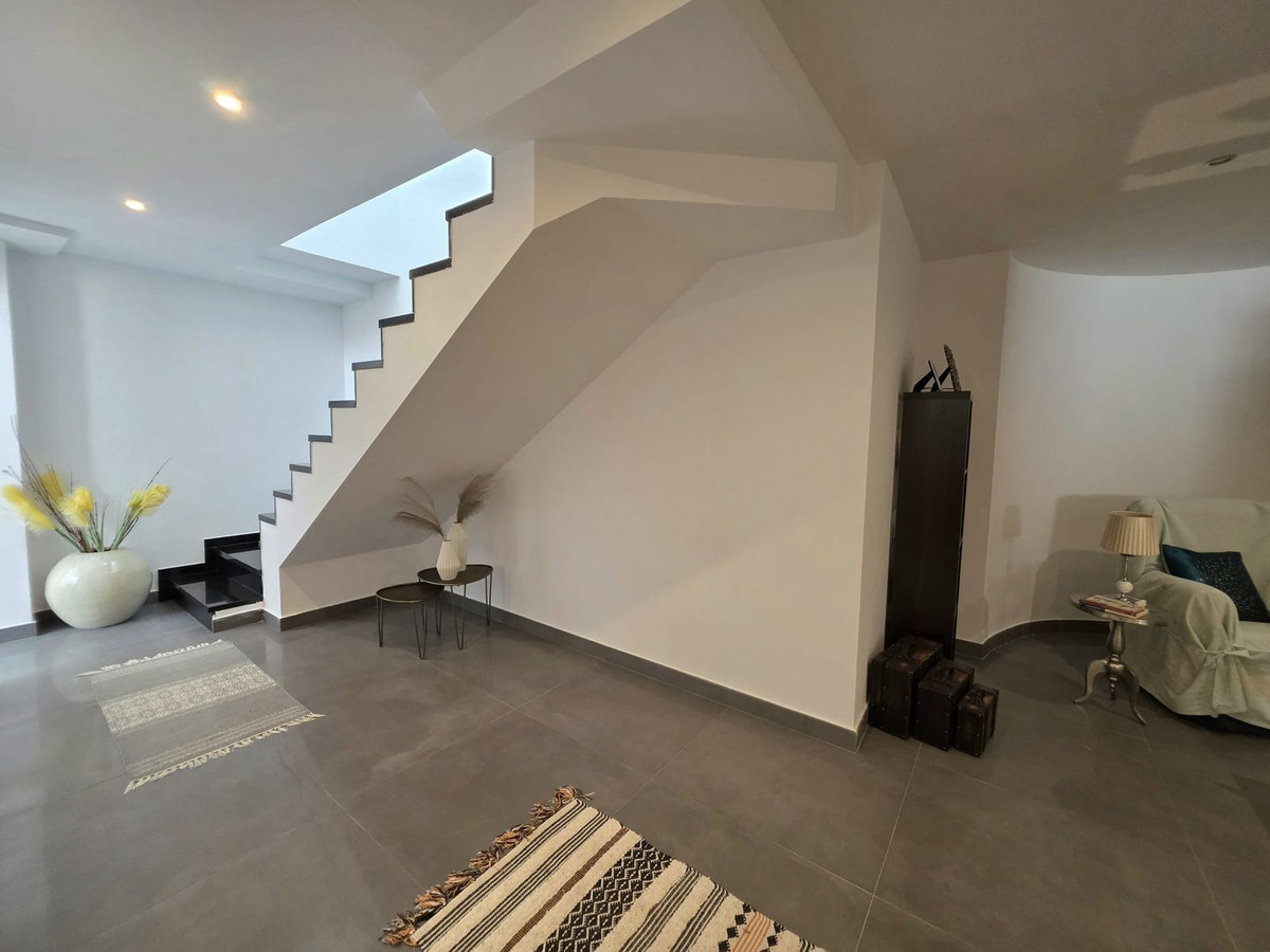4 Bed Townhouse for sale in Estepona Costa Del Sol, Málaga, Spain