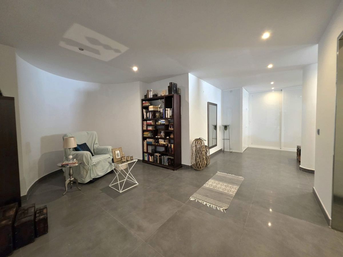 4 Bed Townhouse for sale in Estepona Costa Del Sol, Málaga, Spain