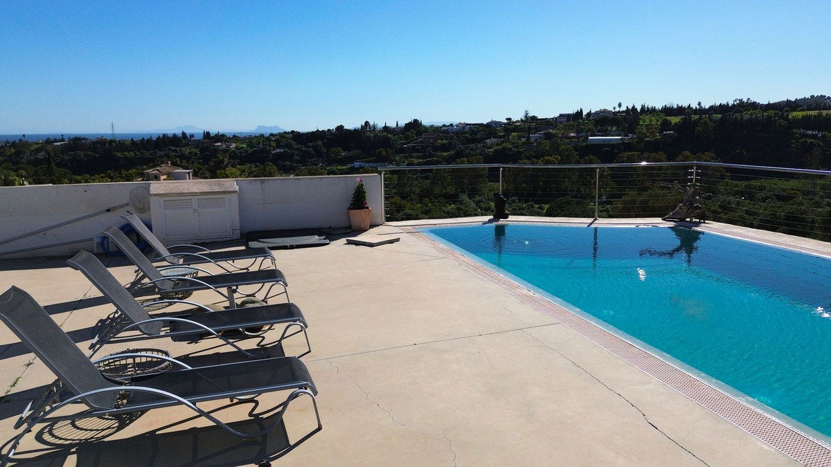 4 Bed Townhouse for sale in Estepona Costa Del Sol, Málaga, Spain