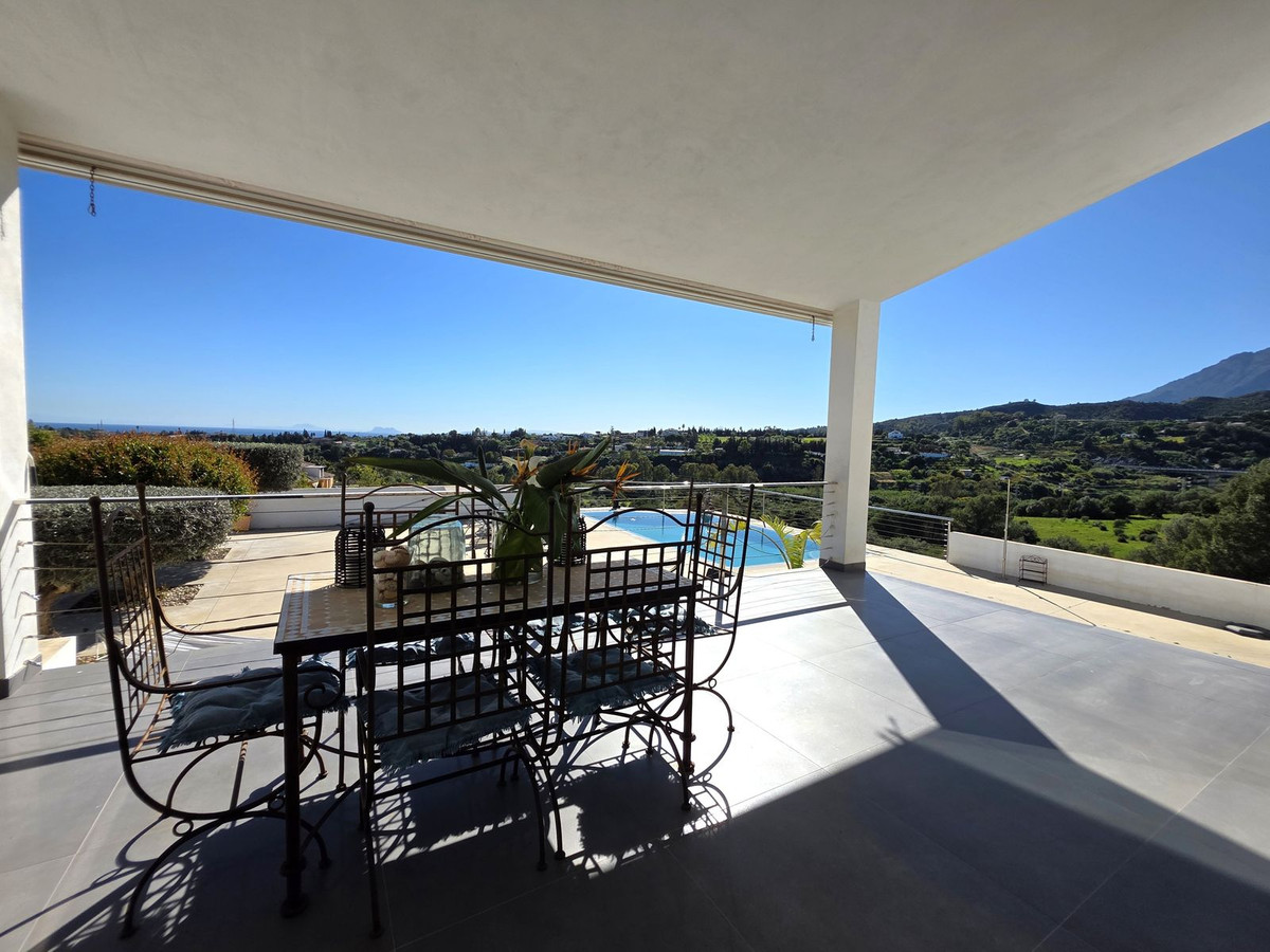 4 Bed Townhouse for sale in Estepona Costa Del Sol, Málaga, Spain