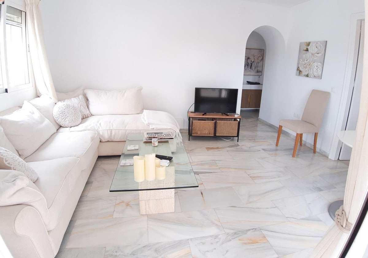 2 Bed Apartment for sale in Mijas Costa Del Sol, Málaga, Spain