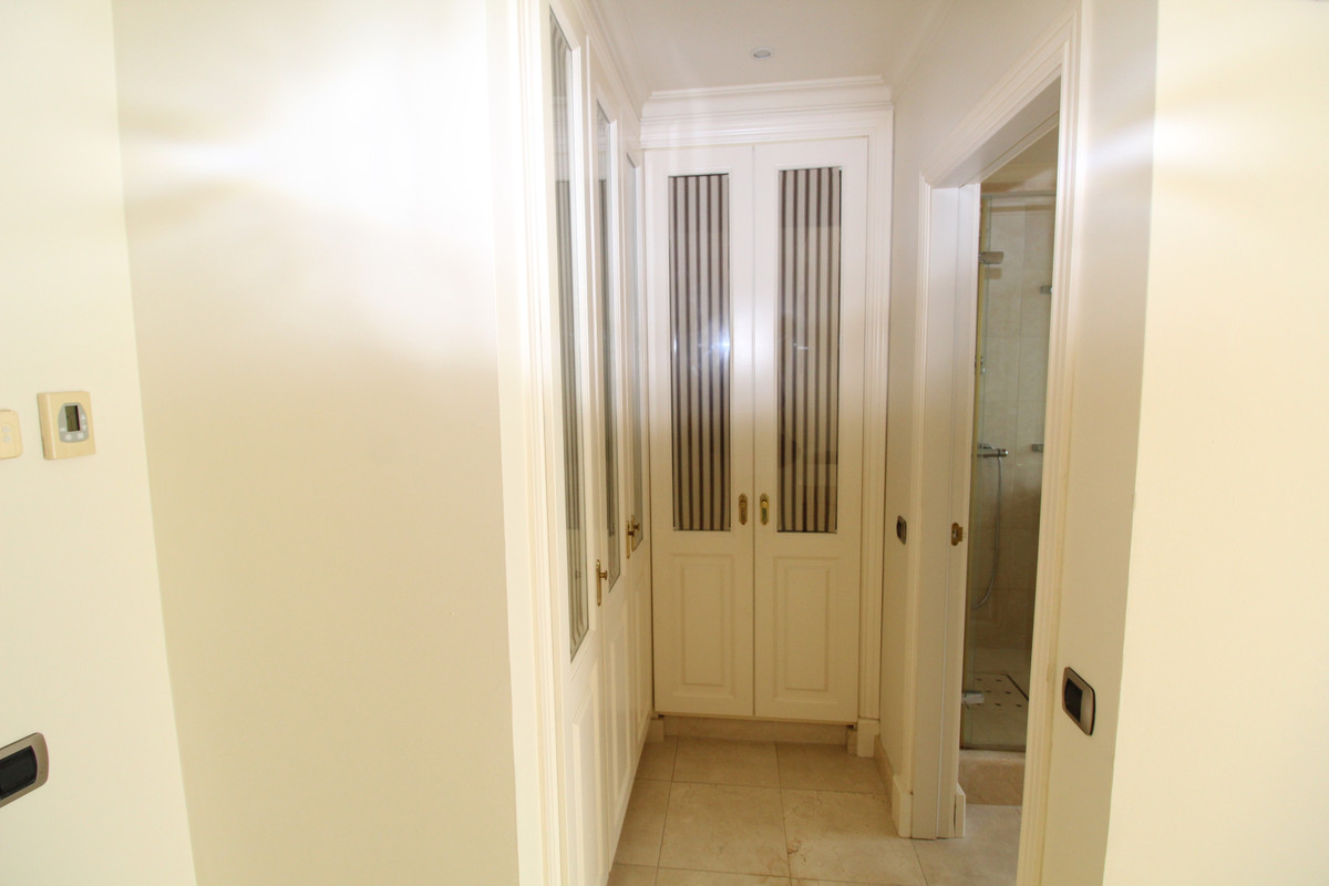 3 Bed Townhouse for sale in The Golden Mile Costa Del Sol, Málaga, Spain