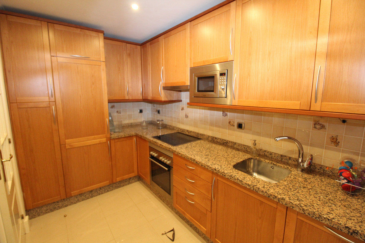 3 Bed Townhouse for sale in The Golden Mile Costa Del Sol, Málaga, Spain