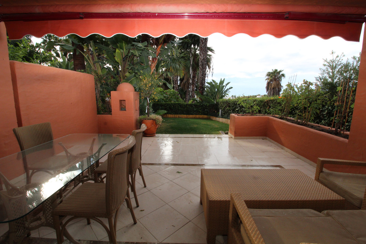 3 Bed Townhouse for sale in The Golden Mile Costa Del Sol, Málaga, Spain