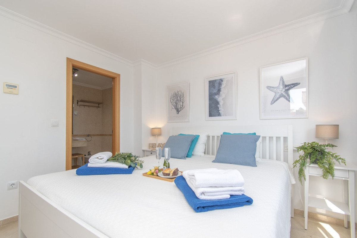 4 Bed Apartment for sale in Mijas Costa Costa Del Sol, Málaga, Spain