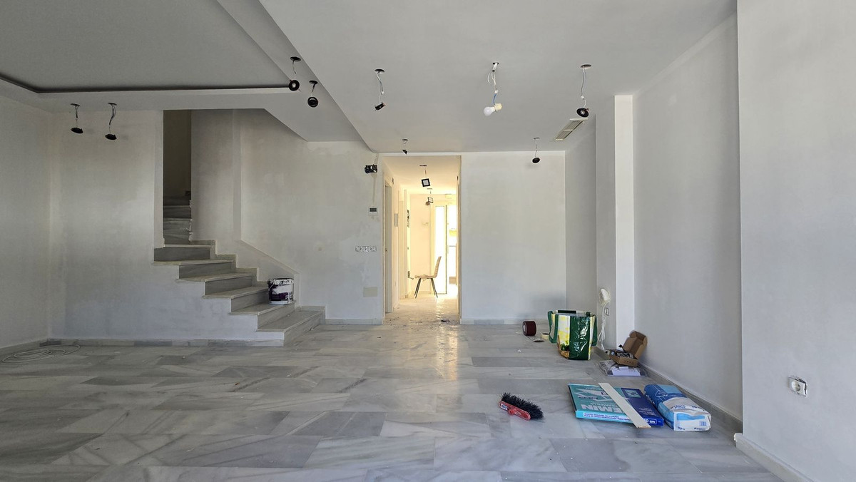 4 Bed Townhouse for sale in Calahonda Costa Del Sol, Málaga, Spain