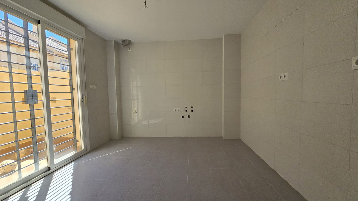 4 Bed Townhouse for sale in Calahonda Costa Del Sol, Málaga, Spain