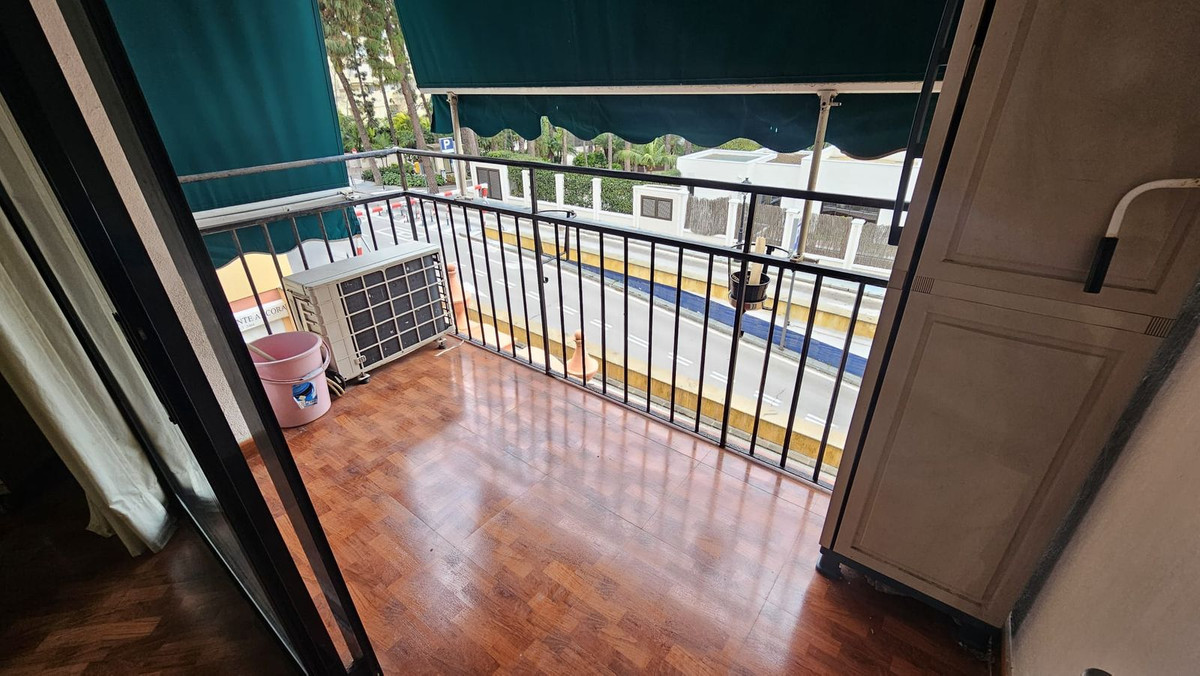 1 Bed Apartment for sale in Marbella Costa Del Sol, Málaga, Spain