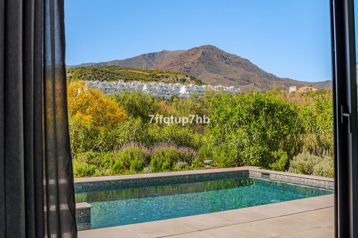 3 Bed Townhouse for sale in Estepona Costa Del Sol, Málaga, Spain