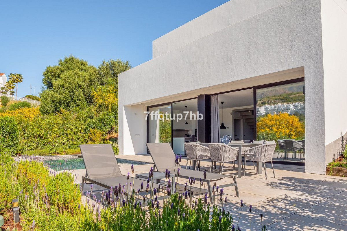 3 Bed Townhouse for sale in Estepona Costa Del Sol, Málaga, Spain