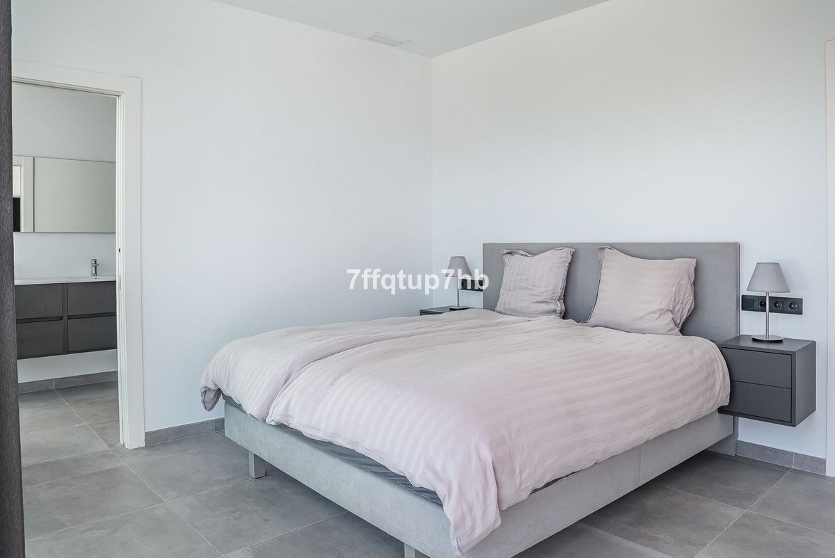 3 Bed Townhouse for sale in Estepona Costa Del Sol, Málaga, Spain