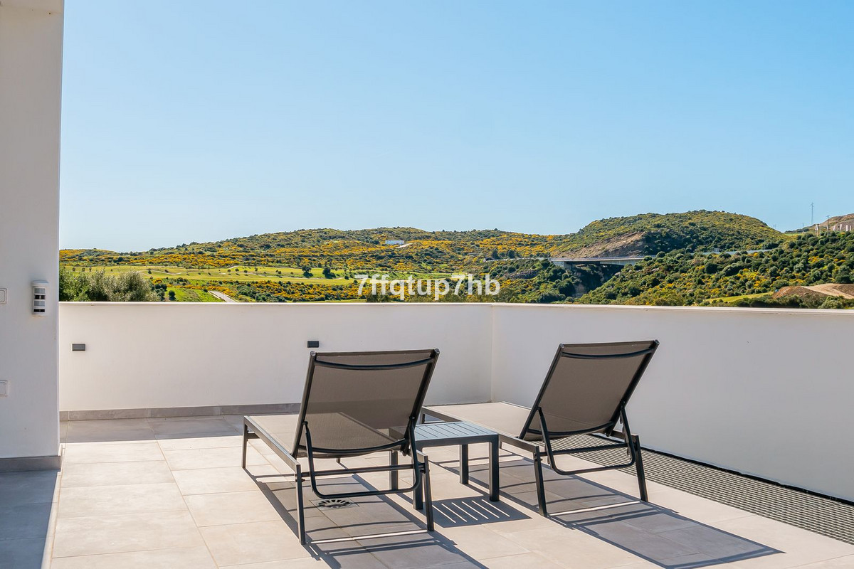 3 Bed Townhouse for sale in Estepona Costa Del Sol, Málaga, Spain
