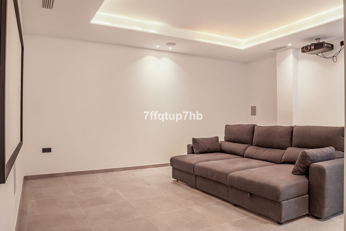 3 Bed Townhouse for sale in Estepona Costa Del Sol, Málaga, Spain