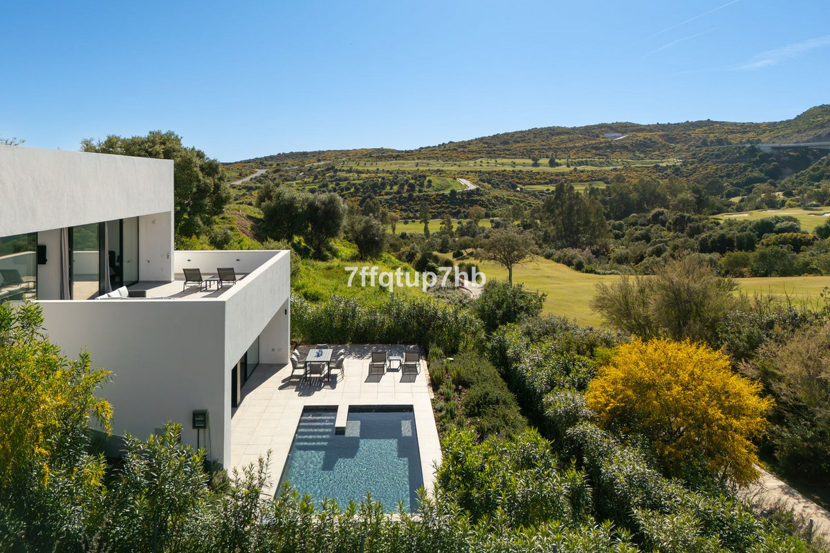 3 Bed Townhouse for sale in Estepona Costa Del Sol, Málaga, Spain