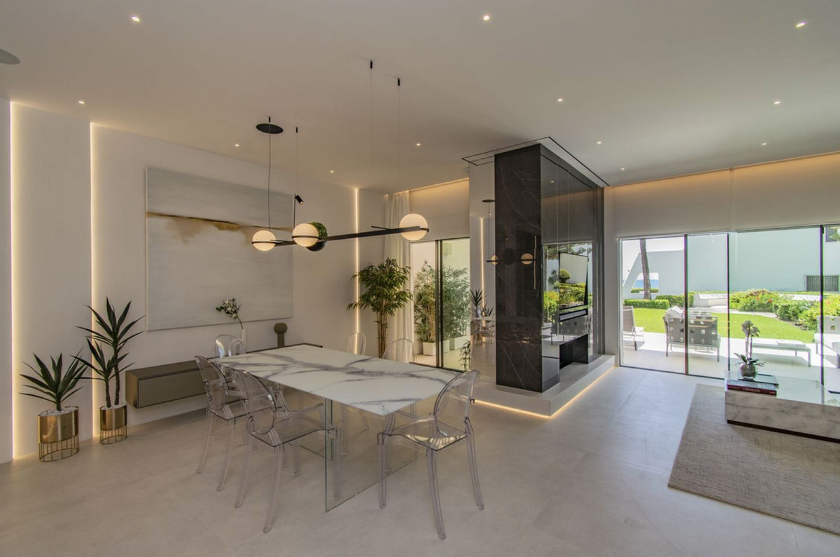 Se vende Adosada de 4 dormitorios en Costa Del Sol, Málaga, España