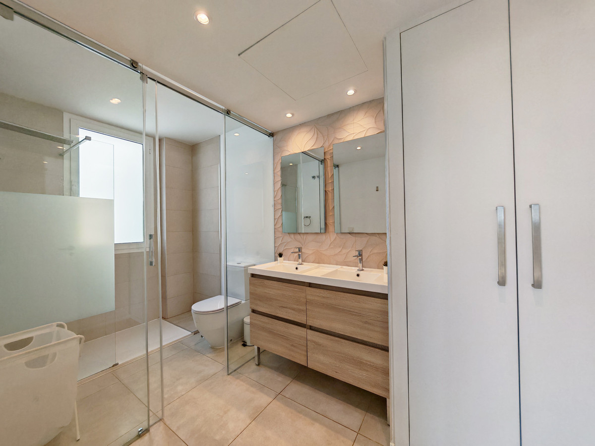 3 Bed Apartment for sale in La Cala De Mijas Costa Del Sol, Málaga, Spain