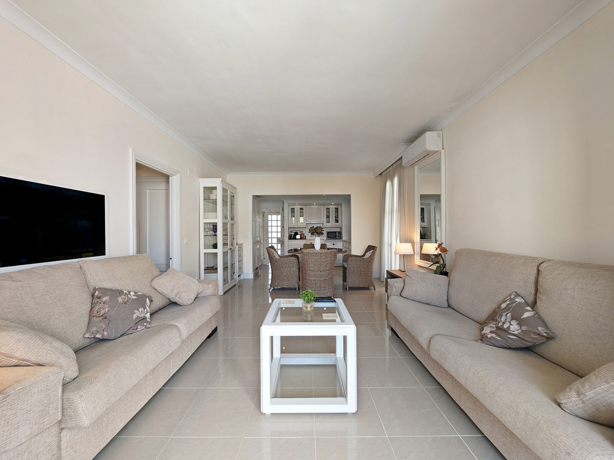 1 Bed Apartment for sale in Marbella Costa Del Sol, Málaga, Spain