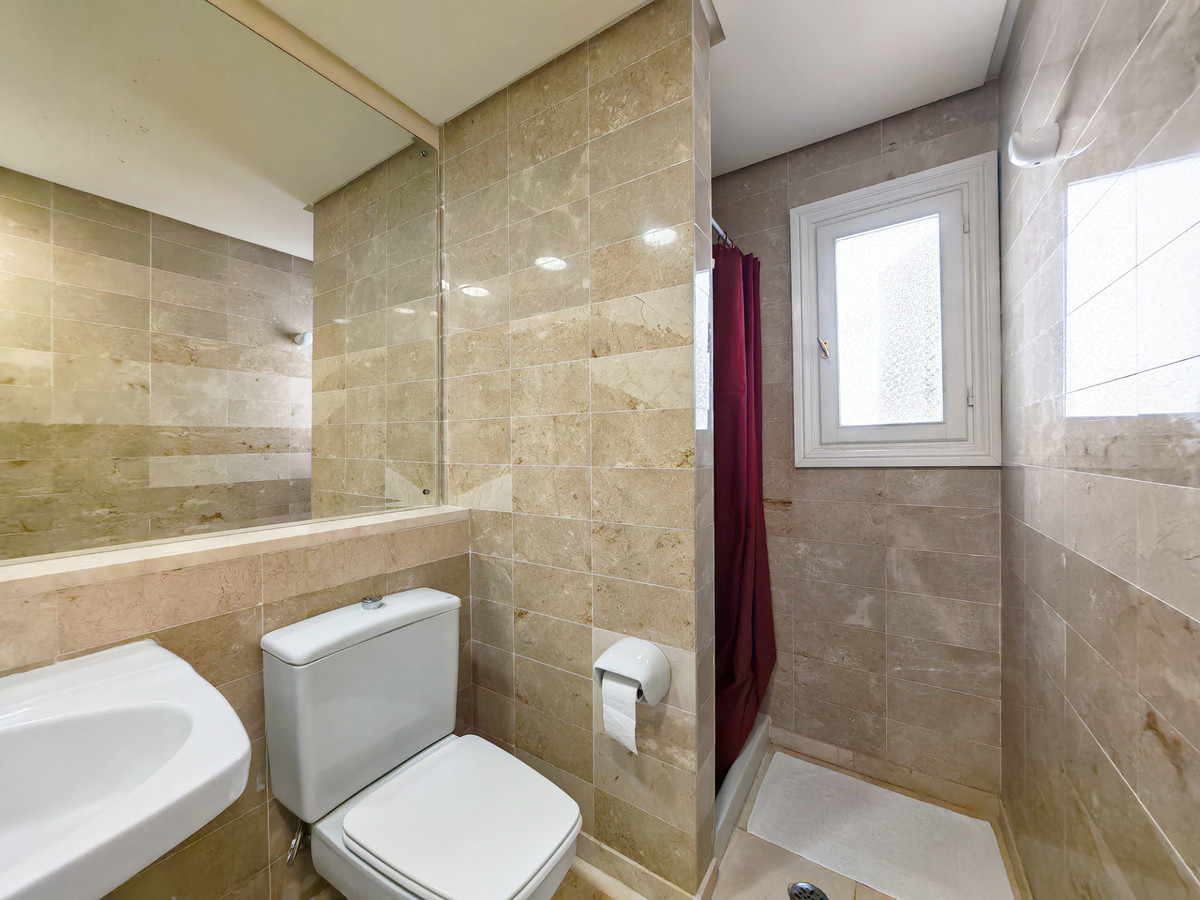 1 Bed Apartment for sale in Marbella Costa Del Sol, Málaga, Spain