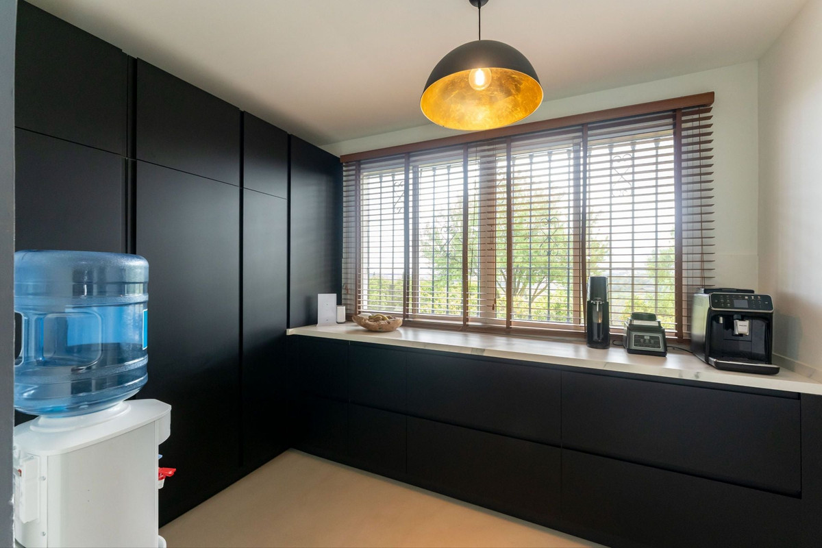 Se vende Finca - Cortijo de 4 dormitorios en Costa Del Sol, Málaga, España