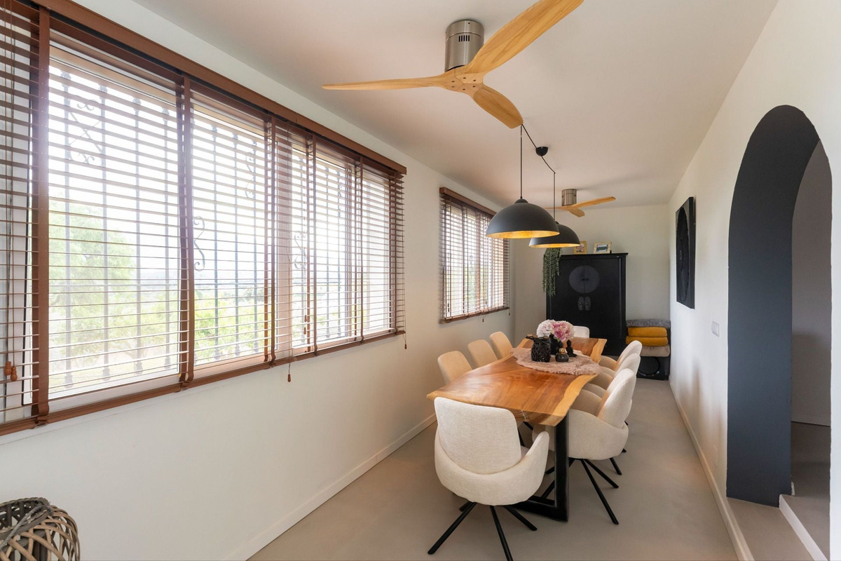 Se vende Finca - Cortijo de 4 dormitorios en Costa Del Sol, Málaga, España
