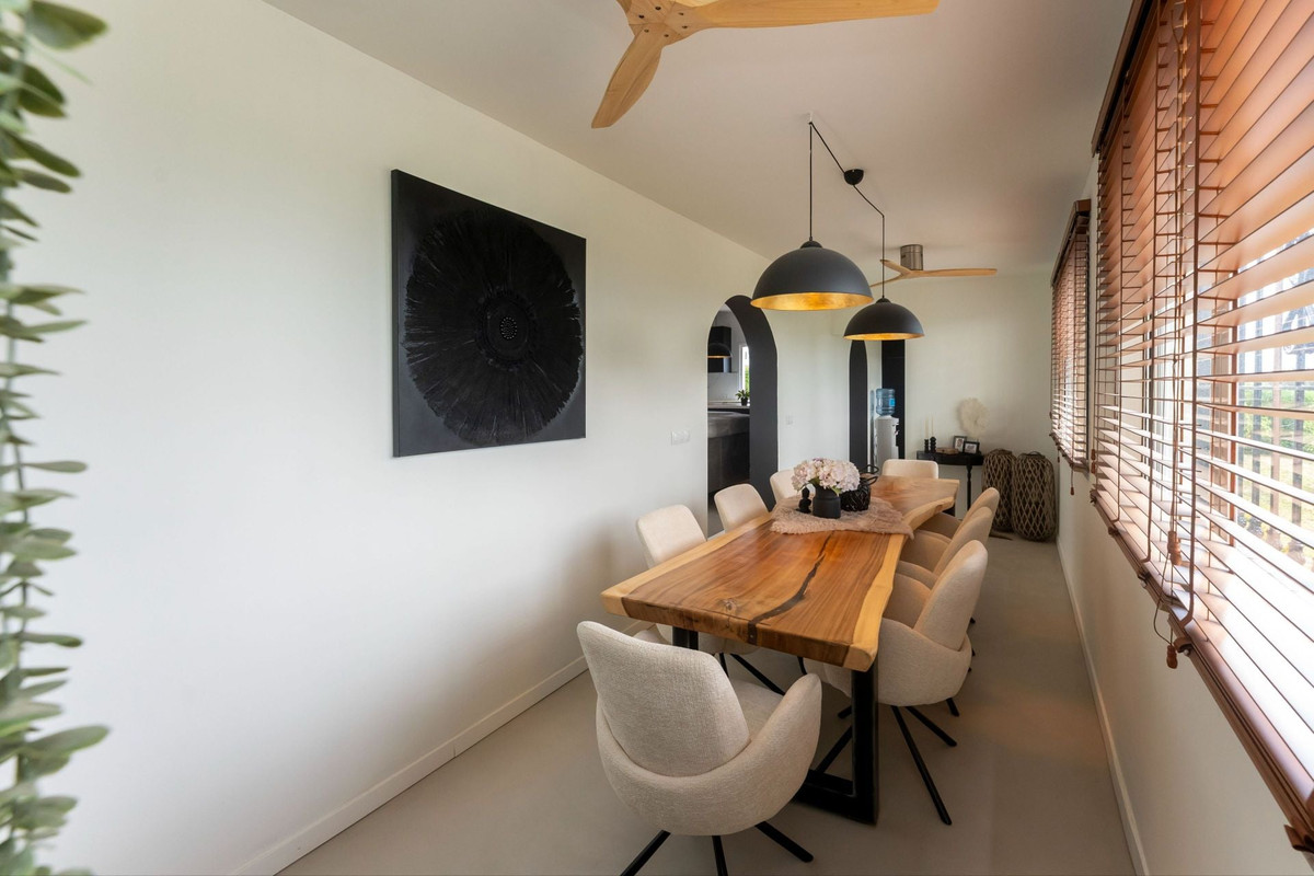 Se vende Finca - Cortijo de 4 dormitorios en Costa Del Sol, Málaga, España