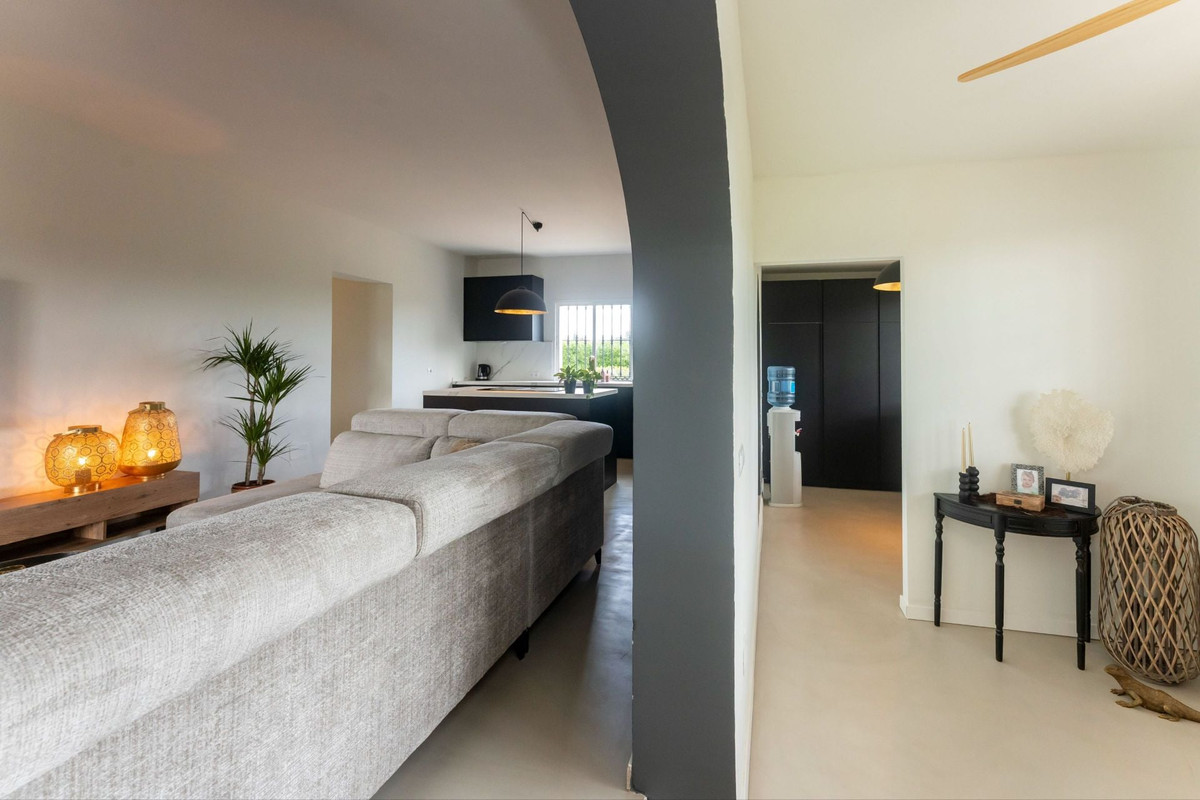 Se vende Finca - Cortijo de 4 dormitorios en Costa Del Sol, Málaga, España