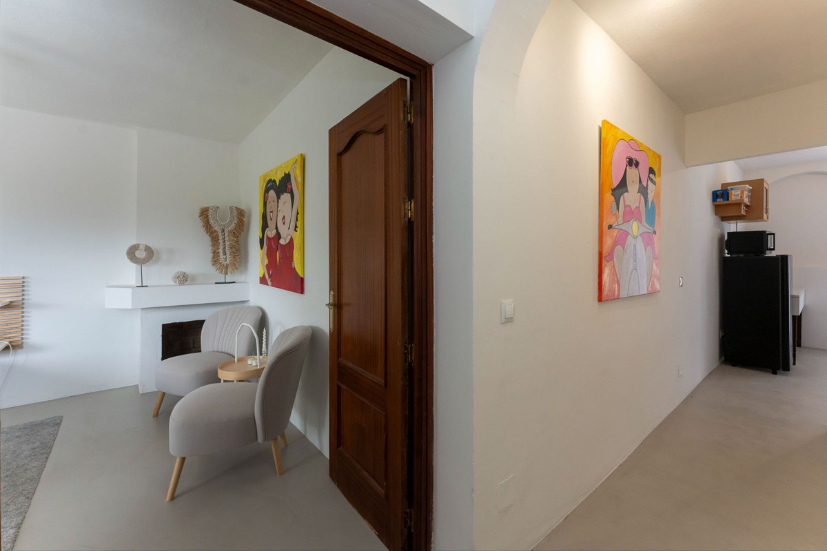 Se vende Finca - Cortijo de 4 dormitorios en Costa Del Sol, Málaga, España