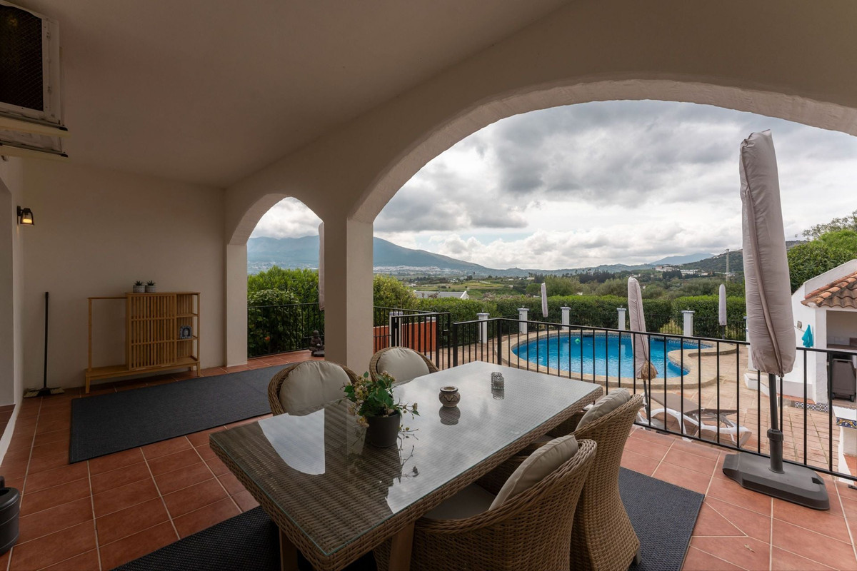 Se vende Finca - Cortijo de 4 dormitorios en Costa Del Sol, Málaga, España
