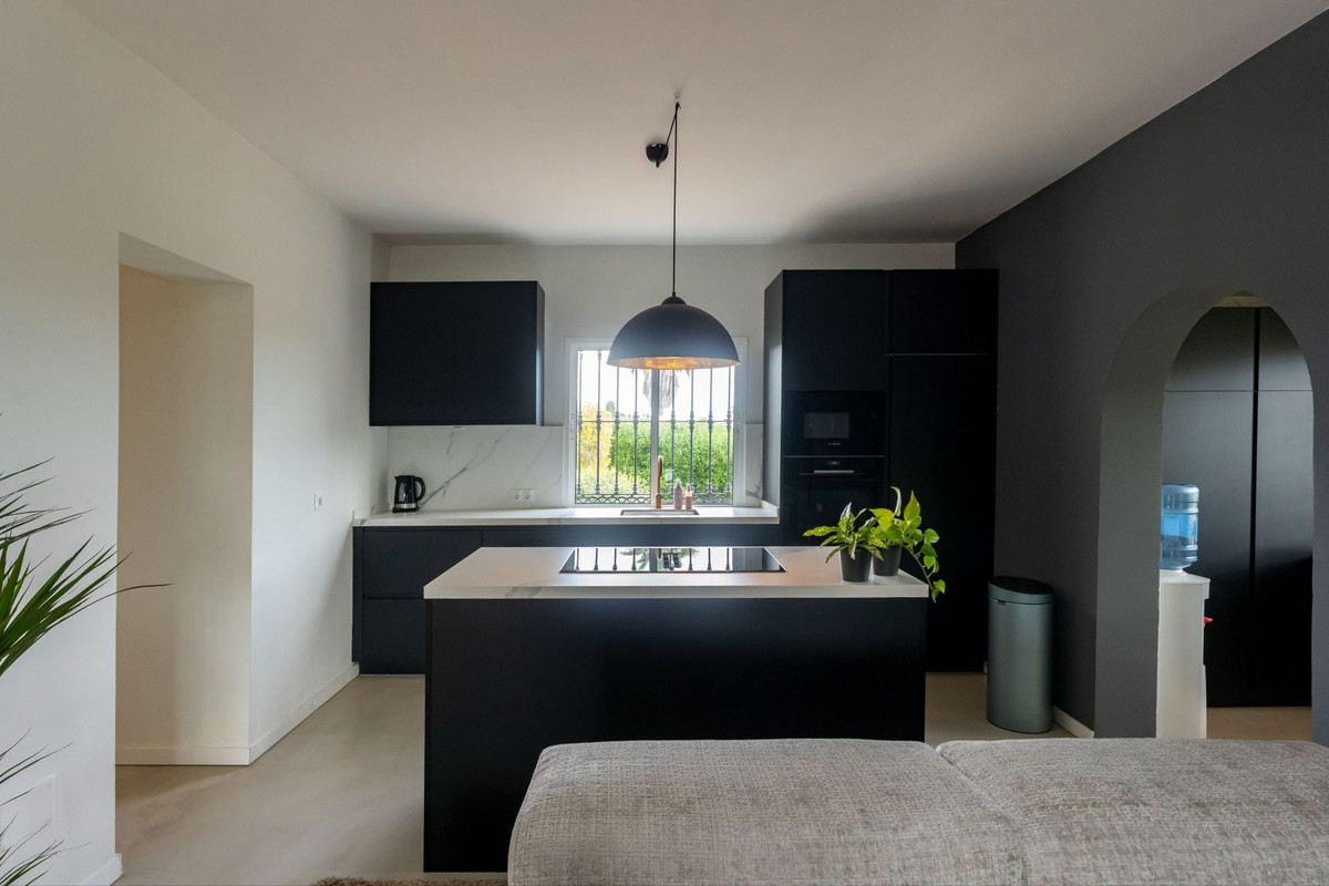 Se vende Finca - Cortijo de 4 dormitorios en Costa Del Sol, Málaga, España