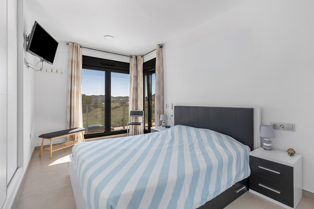 Se vende Villa - Chalet de 3 dormitorios en Costa Blanca, Alicante, España