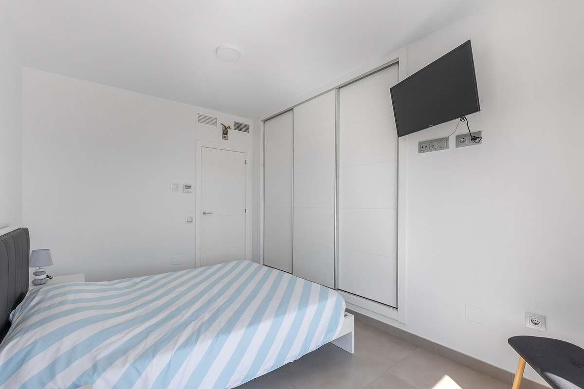 Se vende Villa - Chalet de 3 dormitorios en Costa Blanca, Alicante, España