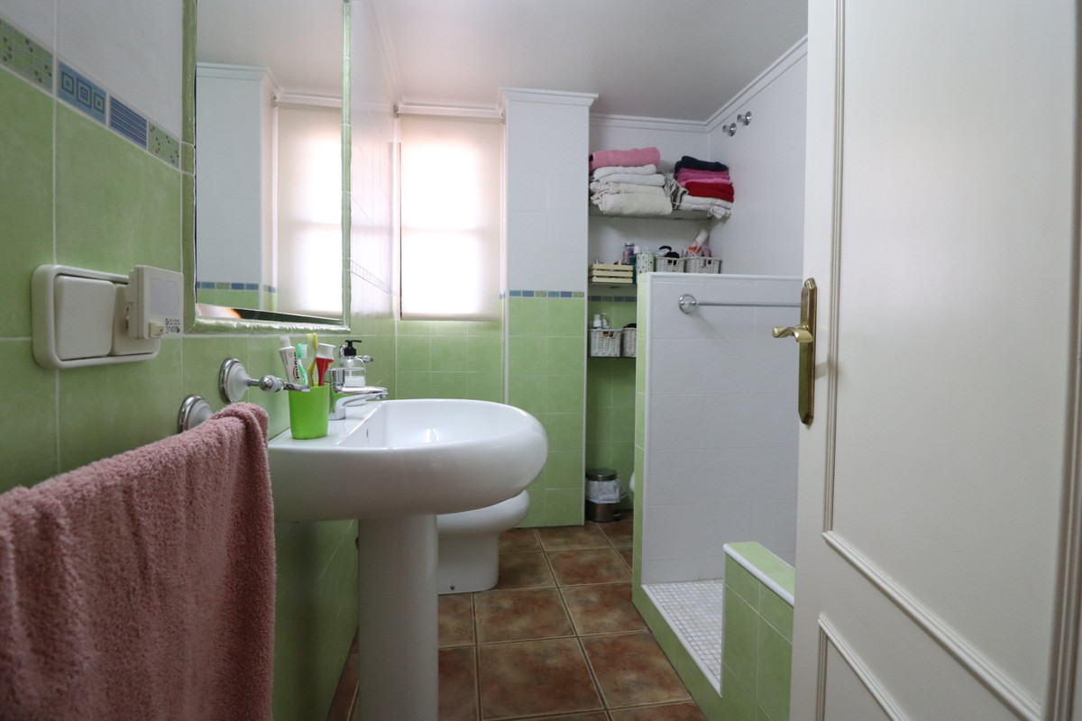 3 Bed Apartment for sale in Dolores Costa Blanca, Alicante, Spain