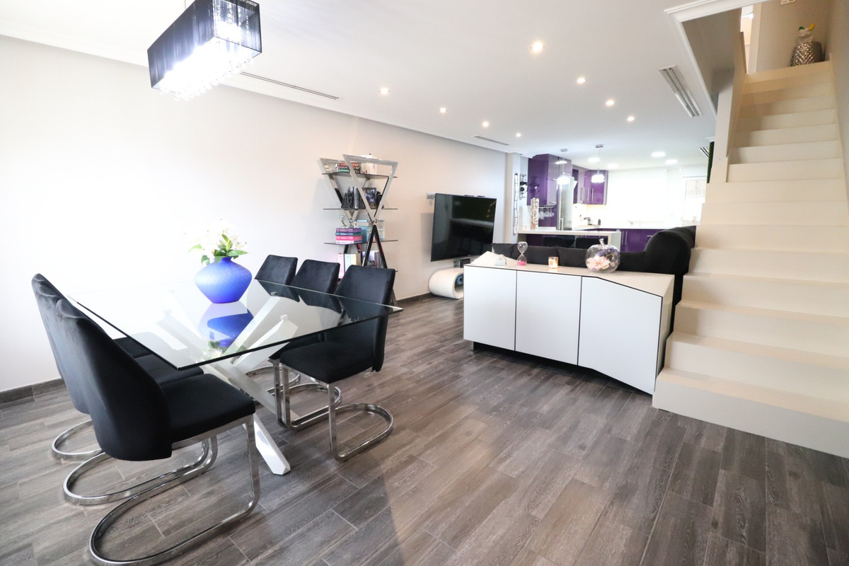 Se vende Adosada de 3 dormitorios en Costa Blanca, Alicante, España