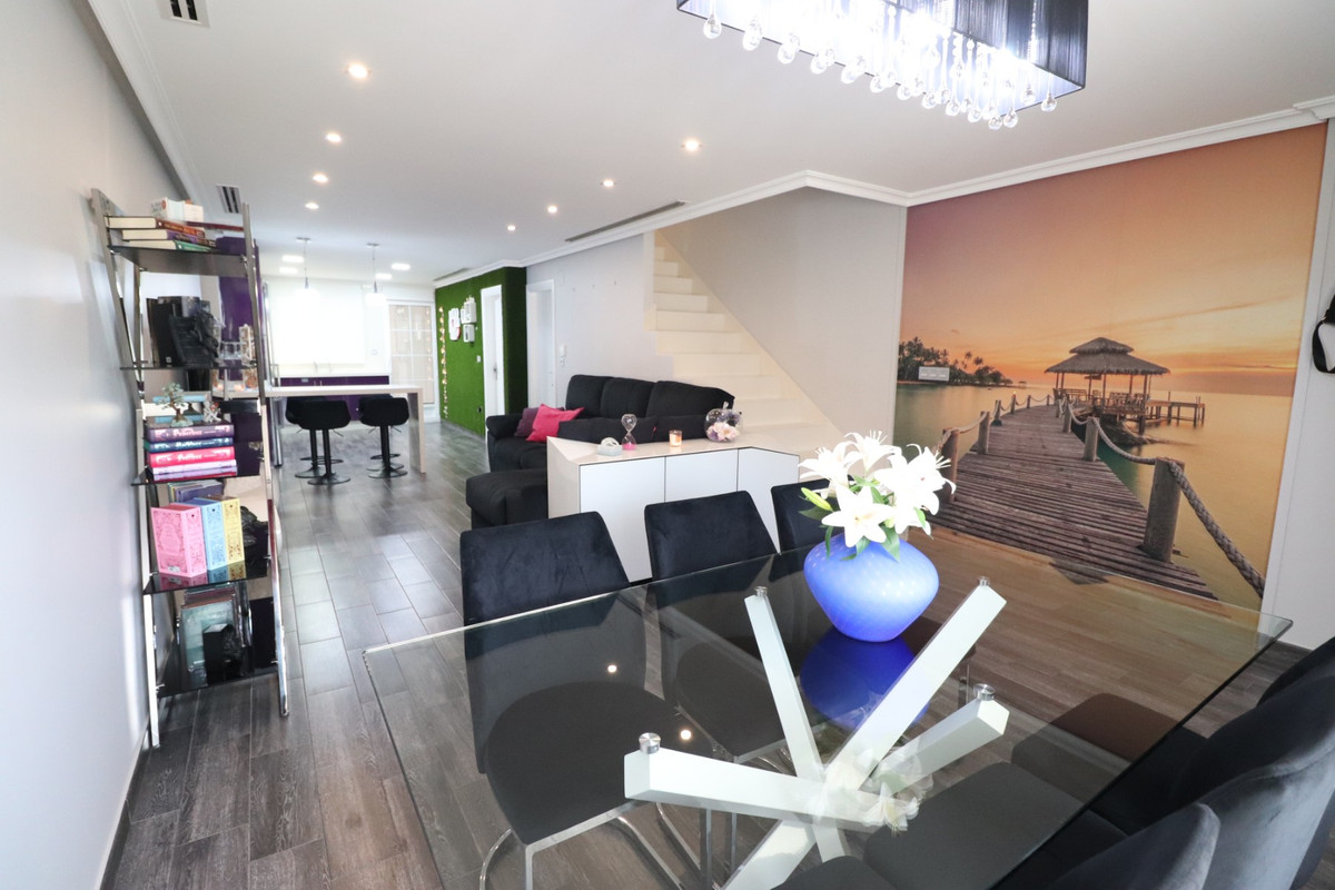 Se vende Adosada de 3 dormitorios en Costa Blanca, Alicante, España