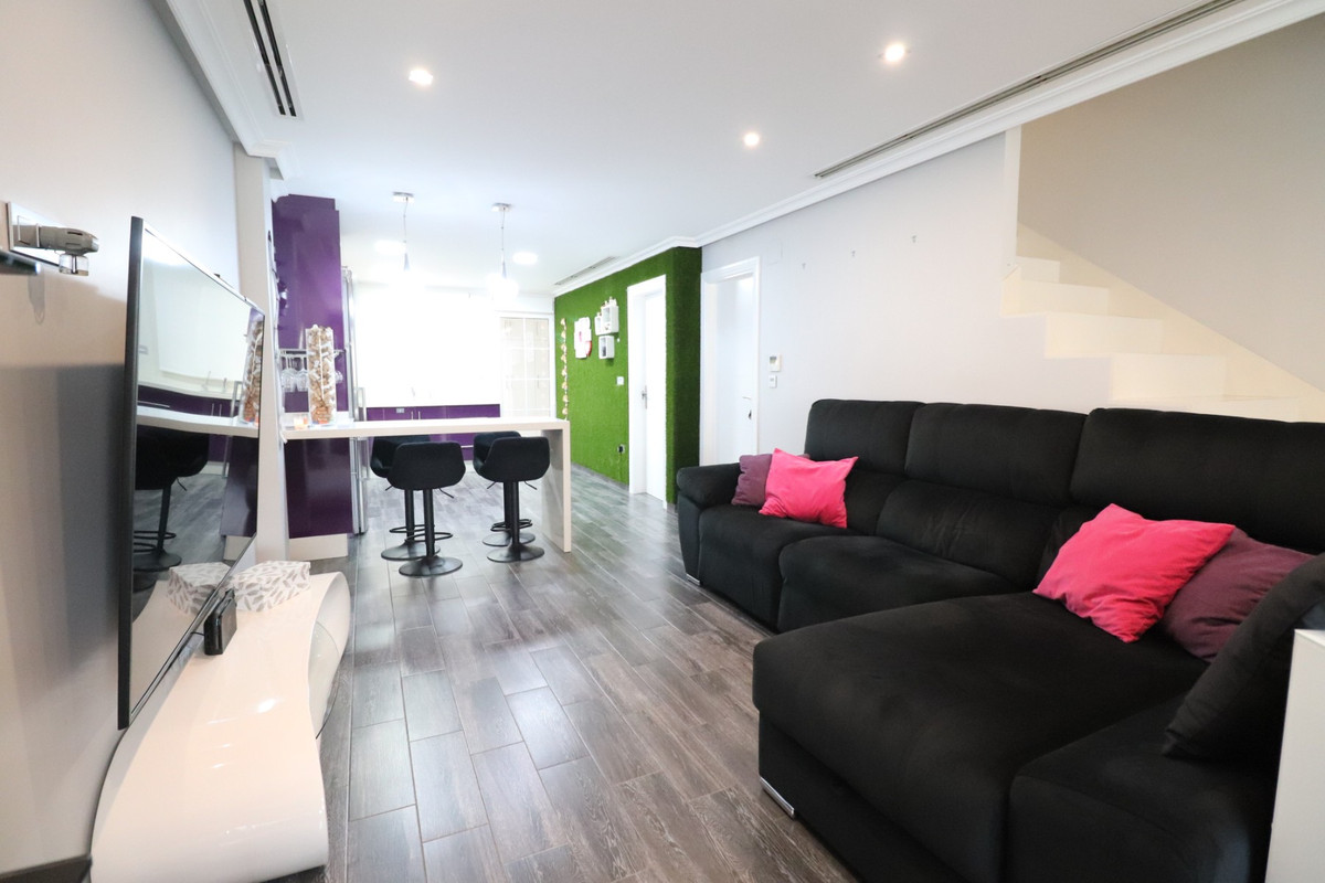 Se vende Adosada de 3 dormitorios en Costa Blanca, Alicante, España