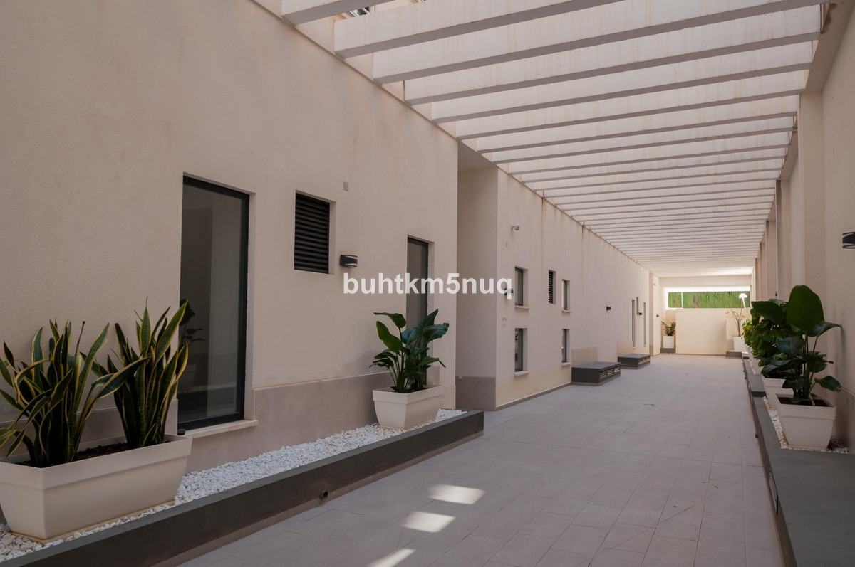 2 Bed Apartment for sale in Calpe Costa Blanca, Alicante, Spain