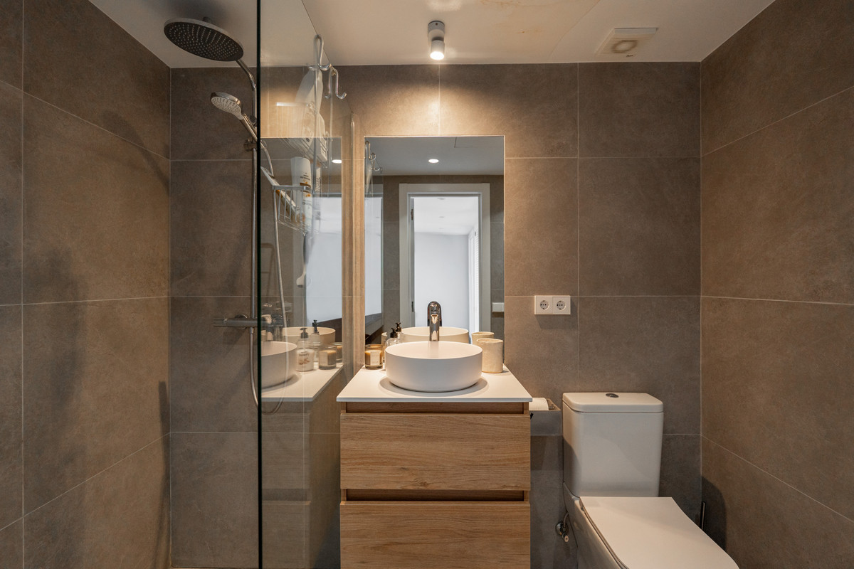 4 Bed Townhouse for sale in Nueva Andalucía Costa Del Sol, Málaga, Spain