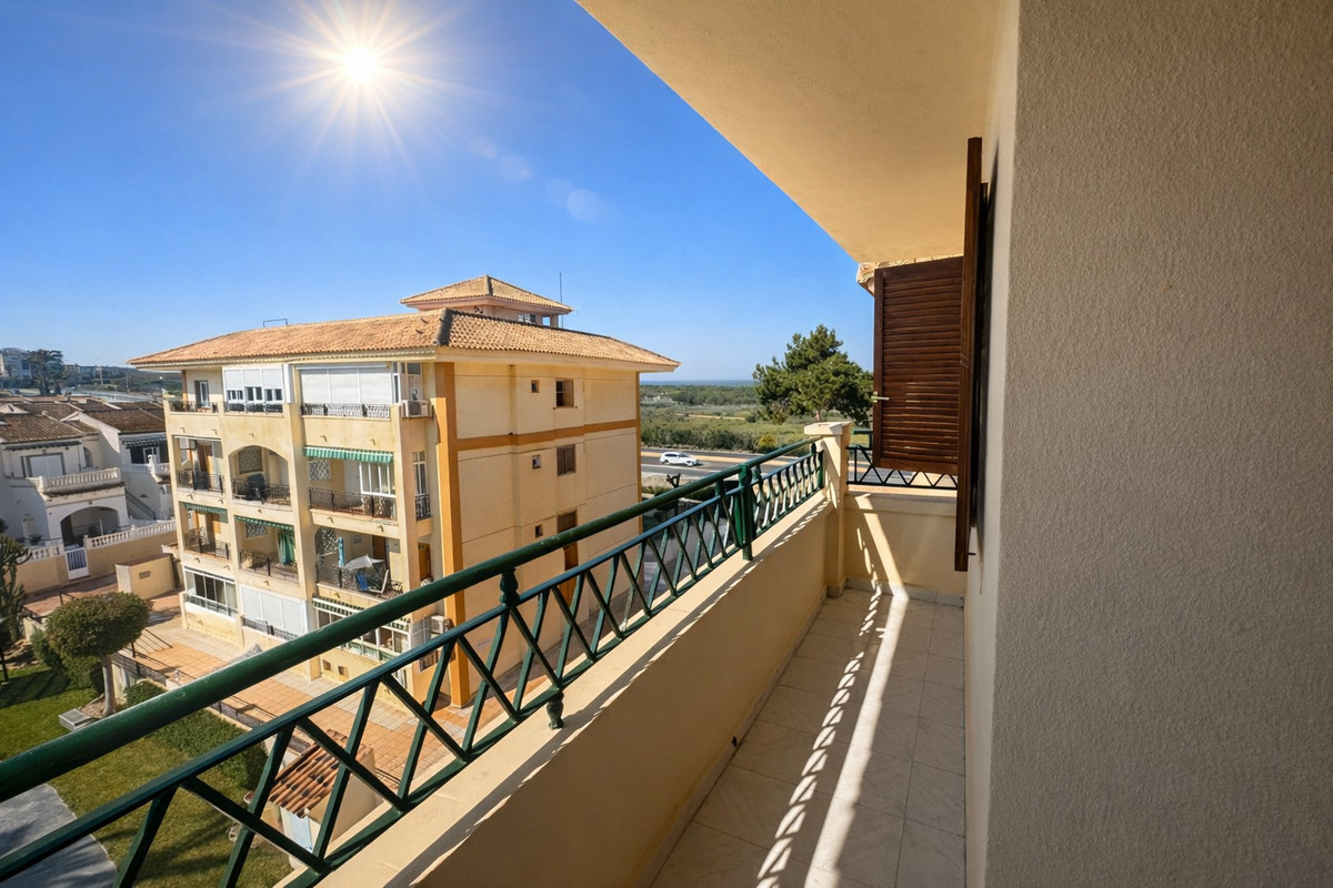 2 Bed Apartment for sale in Playa De La Mata Costa Blanca, Alicante, Spain