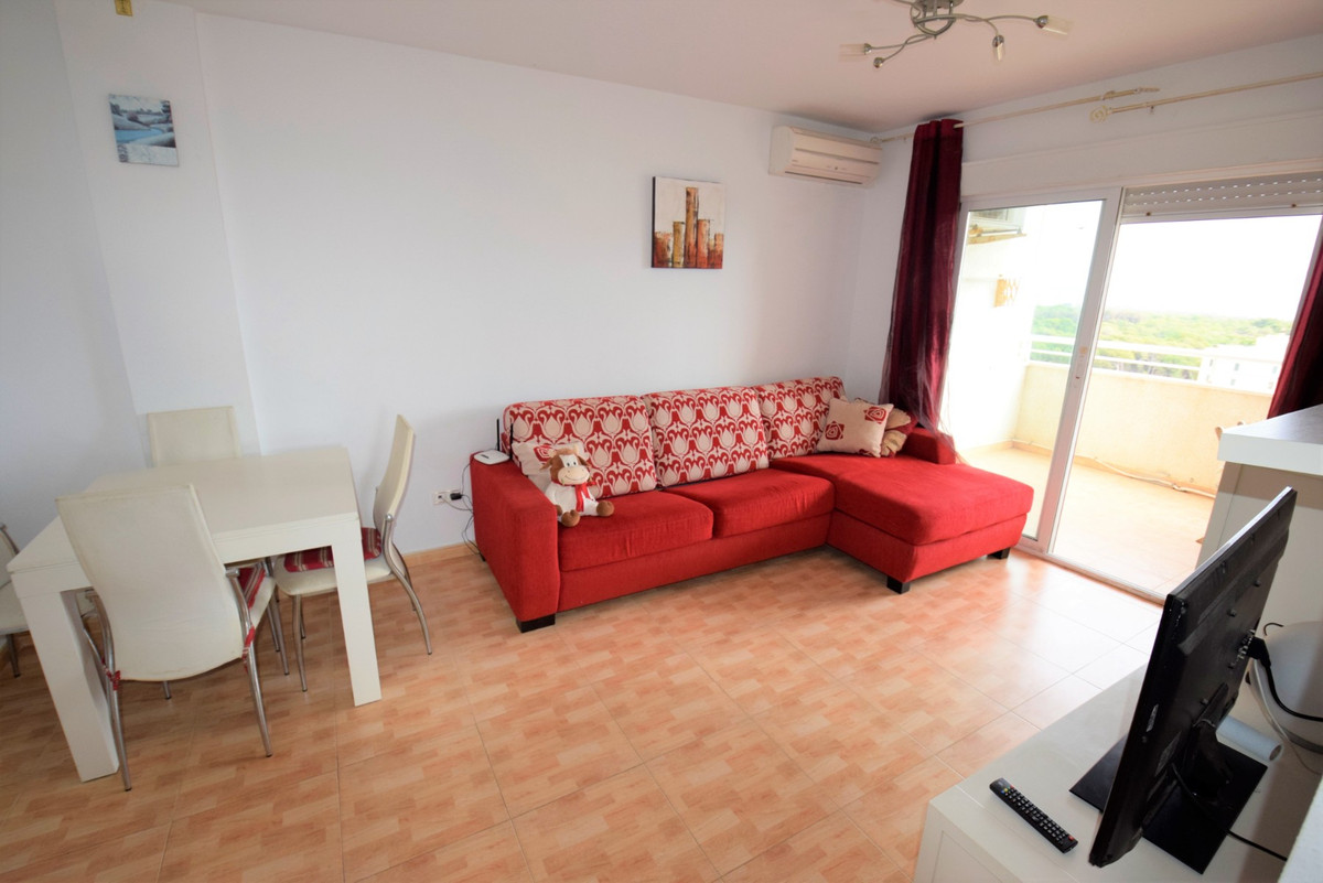 Se vende Apartamento Planta Media de 2 dormitorios en Costa Blanca, Alicante, España