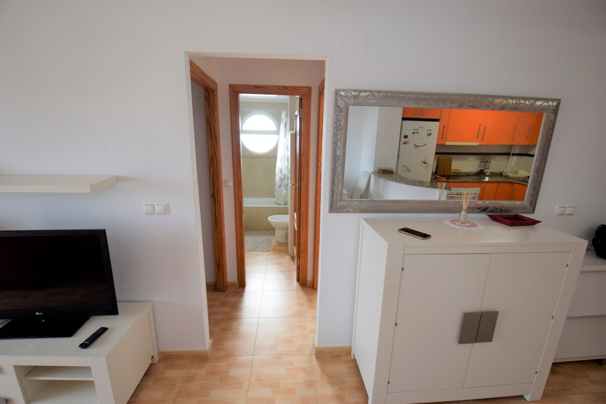 Se vende Apartamento Planta Media de 2 dormitorios en Costa Blanca, Alicante, España