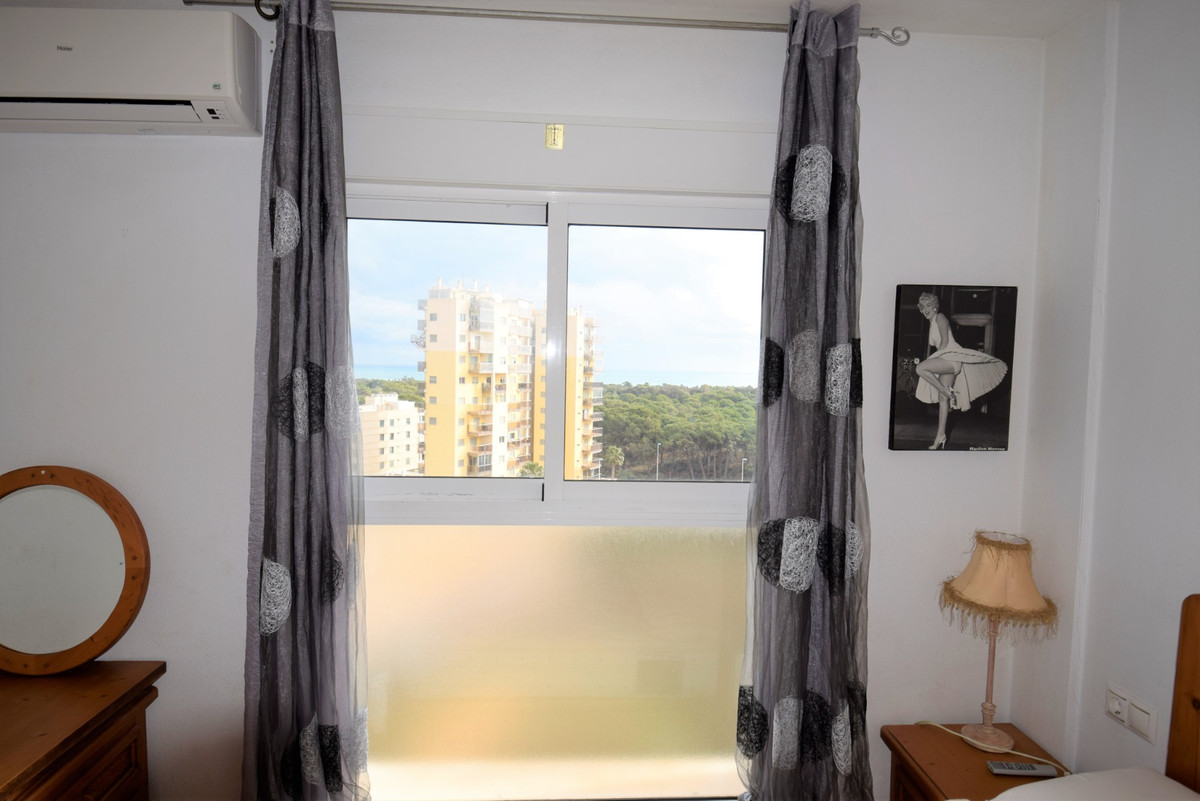 Se vende Apartamento Planta Media de 2 dormitorios en Costa Blanca, Alicante, España