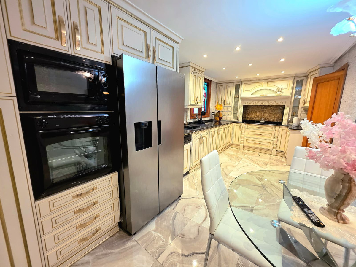 Se vende Apartamento Planta Media de 3 dormitorios en Costa Blanca, Alicante, España