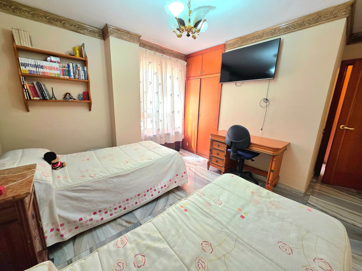 Se vende Apartamento Planta Media de 3 dormitorios en Costa Blanca, Alicante, España