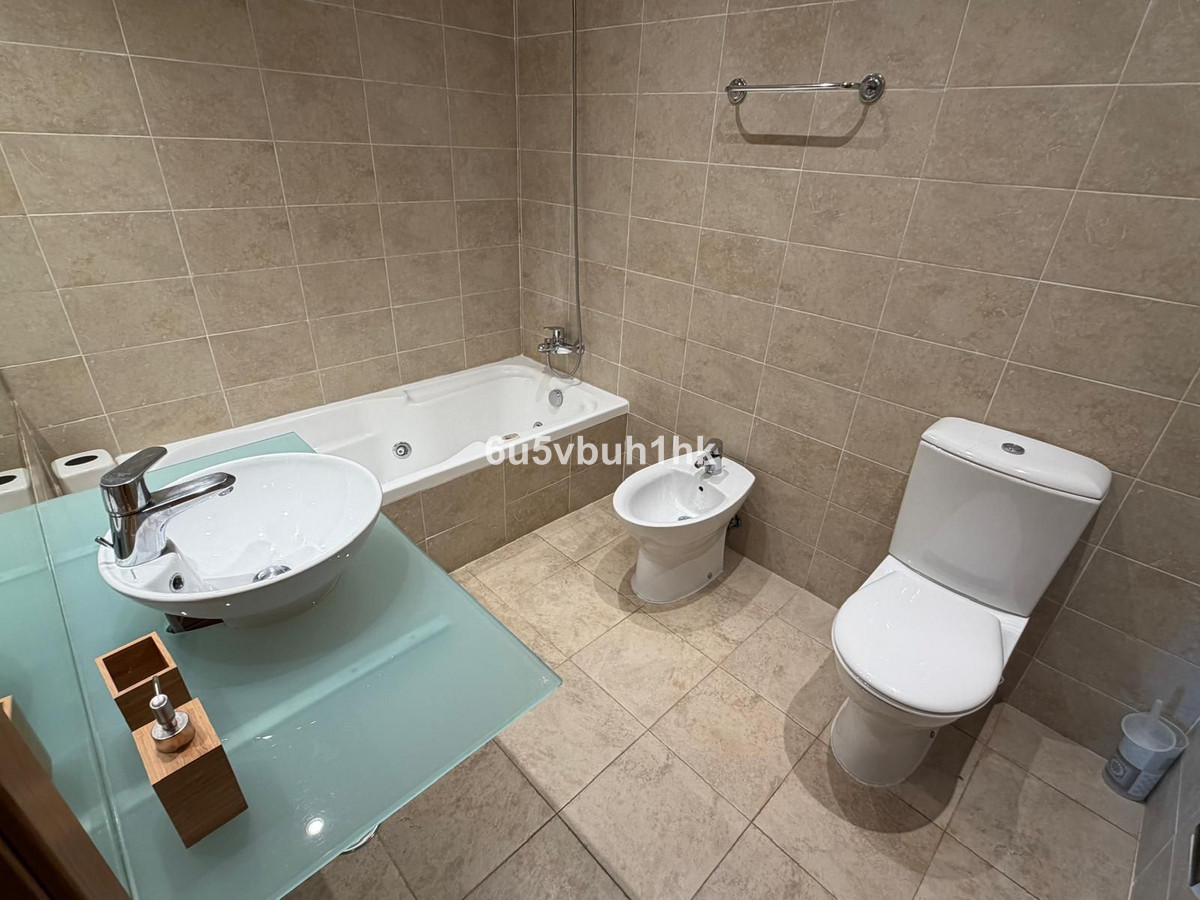 3 Bed Apartment for sale in Benalmadena Costa Del Sol, Málaga, Spain