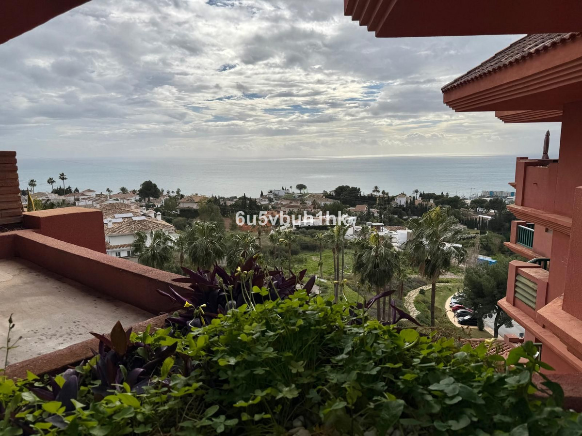 3 Bed Apartment for sale in Benalmadena Costa Del Sol, Málaga, Spain