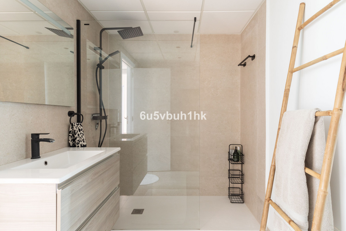 3 Bed Apartment for sale in Torrequebrada Costa Del Sol, Málaga, Spain
