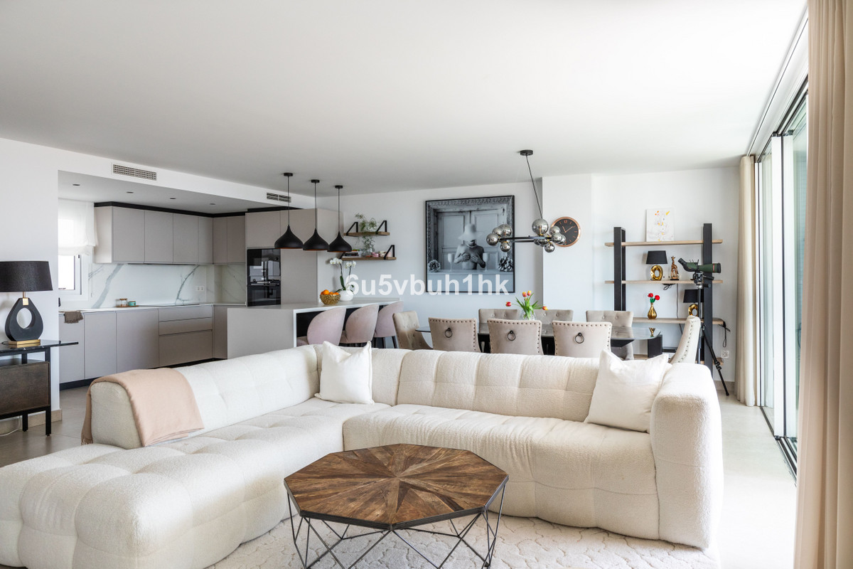 3 Bed Apartment for sale in Torrequebrada Costa Del Sol, Málaga, Spain