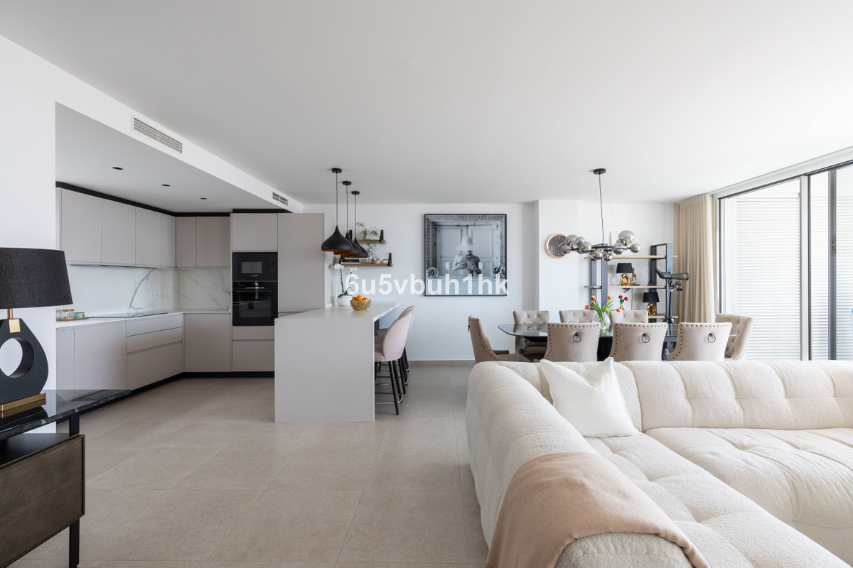 3 Bed Apartment for sale in Torrequebrada Costa Del Sol, Málaga, Spain
