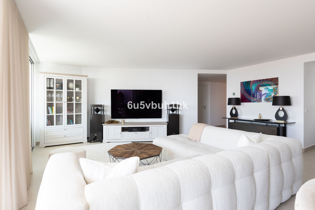 3 Bed Apartment for sale in Torrequebrada Costa Del Sol, Málaga, Spain