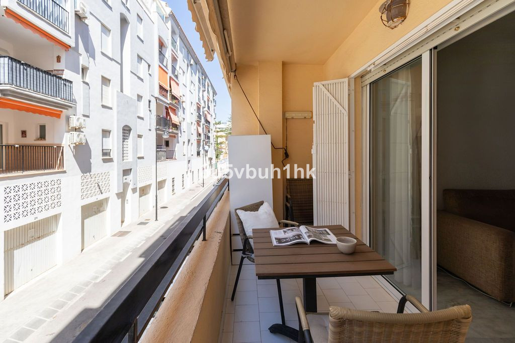 2 Bed Apartment for sale in Fuengirola Costa Del Sol, Málaga, Spain